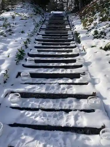 糠平神社の庭園