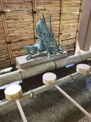 菟橋神社の手水舎