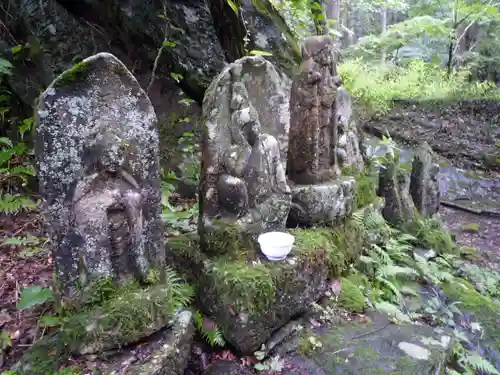 滝入不動尊(茨城県)