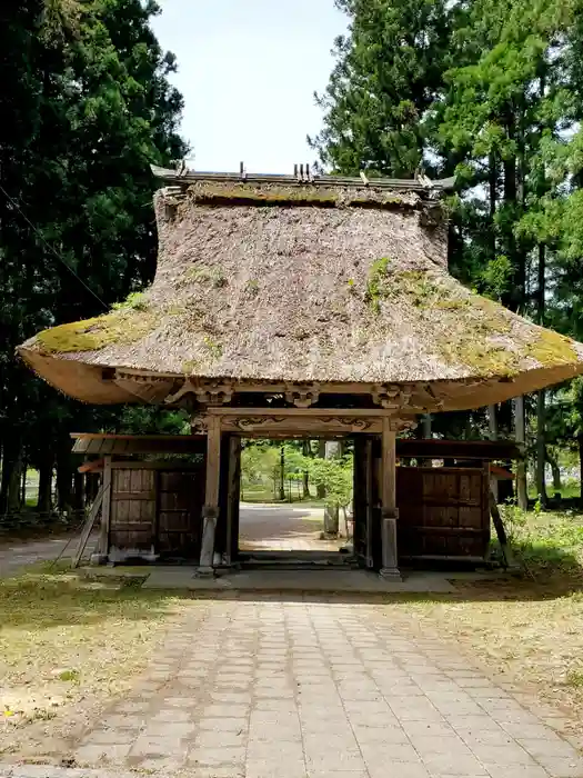 観音寺の山門