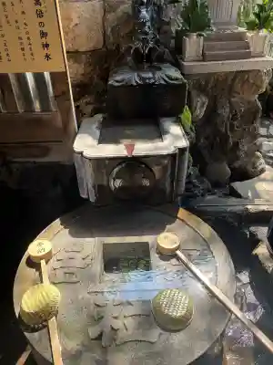 品川神社の{uncategorized: "未分類", other: "その他", undefined: "問題あり", building: "その他建物", grave: "お墓", sacred_gate: "鳥居", guardian: "狛犬", statue: "像", buddha: "仏像", history: "歴史", nature: "自然", garden: "庭園", animal: "動物", pagoda: "塔", temizu: "手水舎", mountain_gate: "山門・神門", sanctuary: "本殿・本堂", subordinate: "末社・摂社", art: "芸術", scenery: "景色", jizo: "地蔵", ema: "絵馬", goshuin: "御朱印", omikuji: "おみくじ", items: "授与品その他", amulet: "お守り", goshuincho: "御朱印帳", eats: "食事", festival: "お祭り", votive_dance: "神楽", shichigosan: "七五三参", wedding: "結婚式", experience: "体験その他", initially: "初詣", around: "周辺", anti_infection: "感染症対策"}