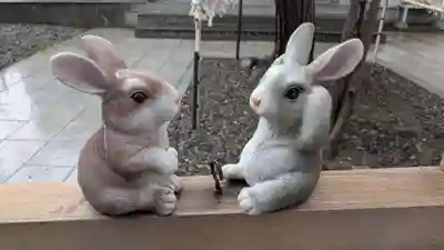 彌彦神社　(伊夜日子神社)の像