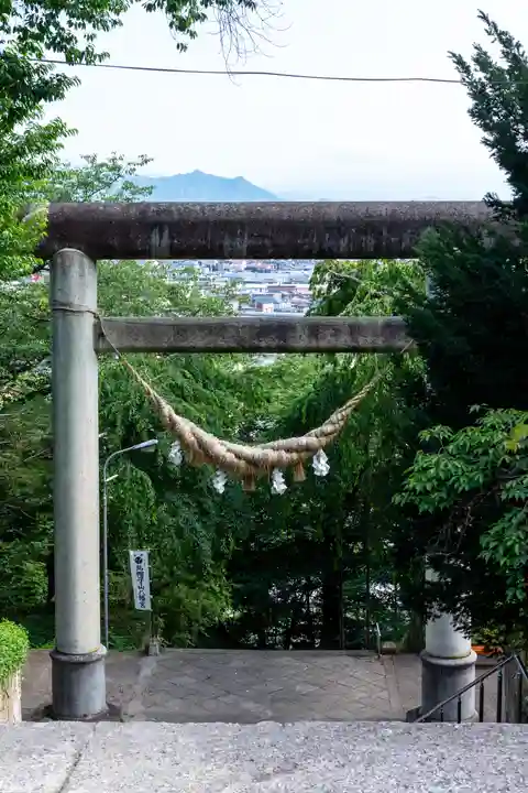 烏帽子山八幡宮(山形県)