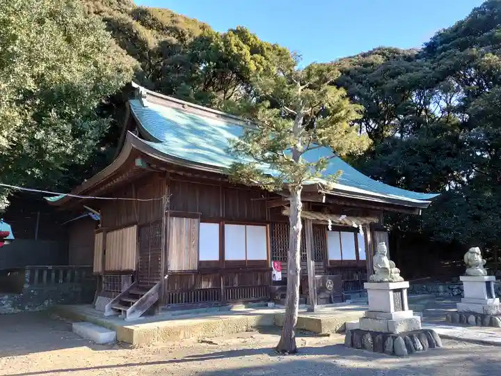 那閉神社の本殿・本堂