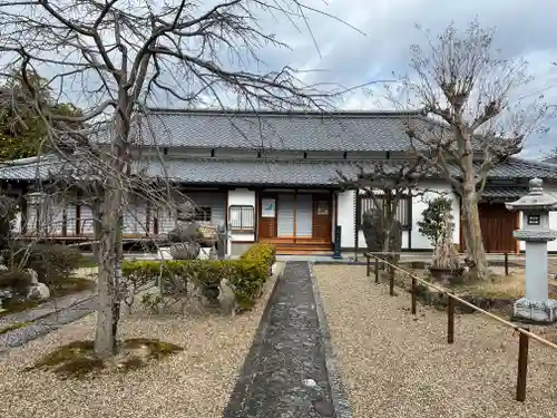 橋寺 放生院の本殿・本堂