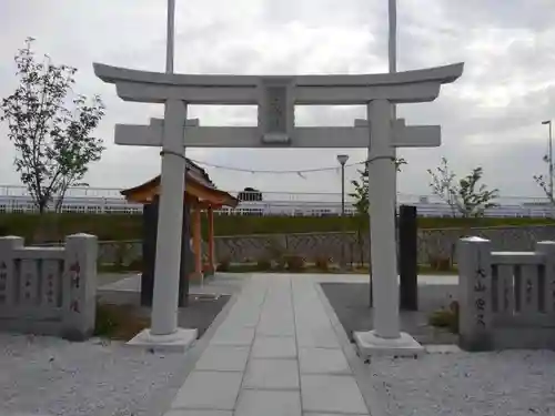 飯塚冨士神社の鳥居
