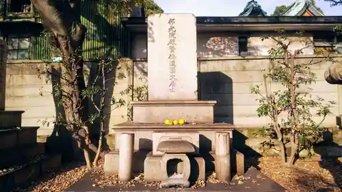 品川神社のお墓