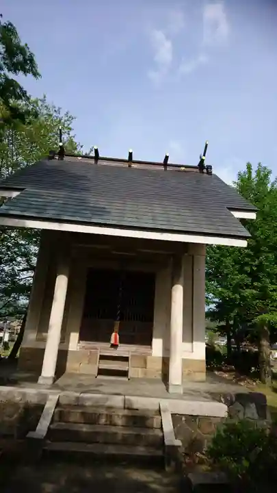 十二所神社の本殿・本堂
