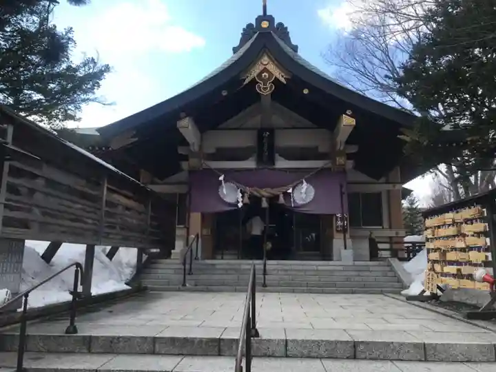 彌彦神社 (伊夜日子神社)の本殿・本堂