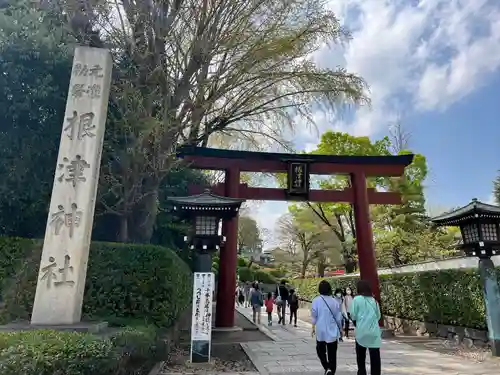 根津神社の鳥居