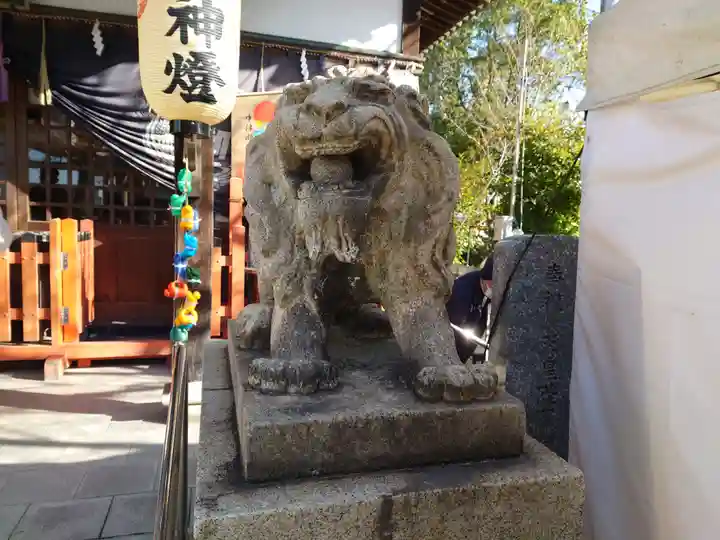 中津瀬神社の狛犬