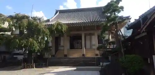 西應寺の本殿・本堂