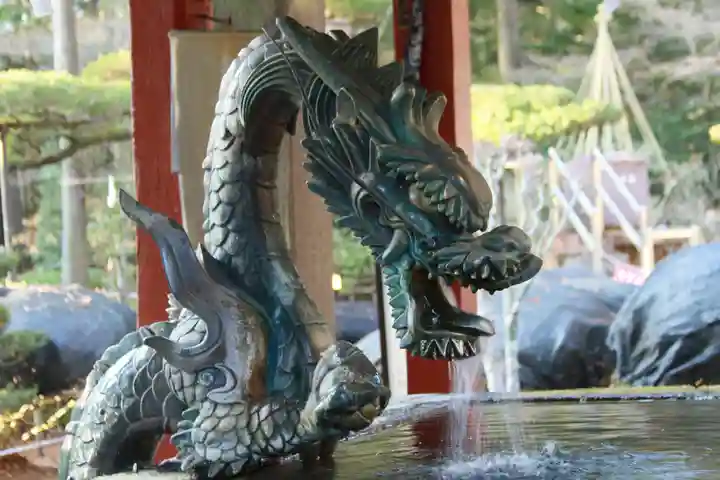 北口本宮冨士浅間神社の手水舎