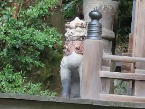 伊弉諾神社の狛犬