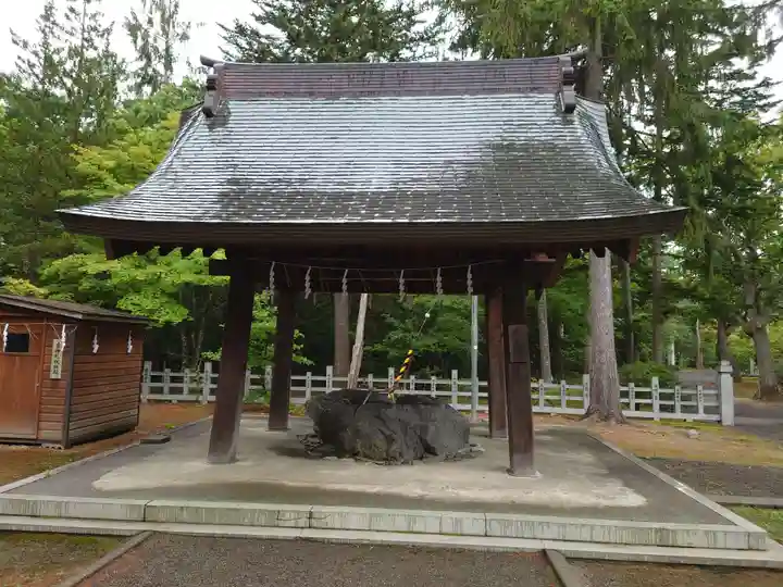 鷹栖神社の手水舎