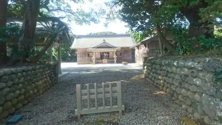 優婆夷宝明神社のその他建物
