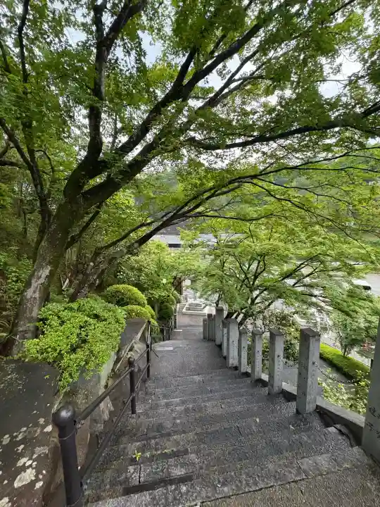 救馬溪観音の{uncategorized: "未分類", other: "その他", undefined: "問題あり", building: "その他建物", grave: "お墓", sacred_gate: "鳥居", guardian: "狛犬", statue: "像", buddha: "仏像", history: "歴史", nature: "自然", garden: "庭園", animal: "動物", pagoda: "塔", temizu: "手水舎", mountain_gate: "山門・神門", sanctuary: "本殿・本堂", subordinate: "末社・摂社", art: "芸術", scenery: "景色", jizo: "地蔵", ema: "絵馬", goshuin: "御朱印", omikuji: "おみくじ", items: "授与品その他", amulet: "お守り", goshuincho: "御朱印帳", eats: "食事", festival: "お祭り", votive_dance: "神楽", shichigosan: "七五三参", wedding: "結婚式", experience: "体験その他", initially: "初詣", around: "周辺", anti_infection: "感染症対策"}