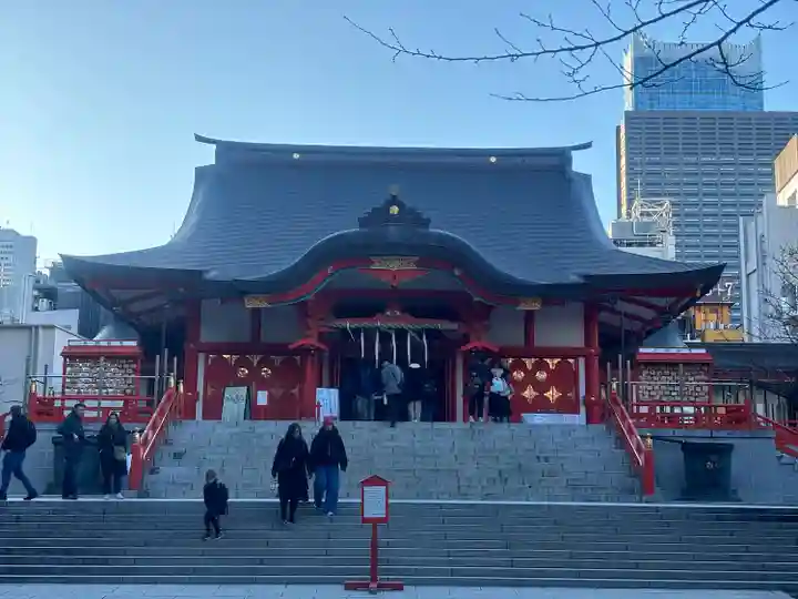 花園神社の本殿・本堂