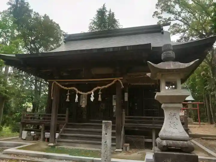 吉備津神社の{uncategorized: "未分類", other: "その他", undefined: "問題あり", building: "その他建物", grave: "お墓", sacred_gate: "鳥居", guardian: "狛犬", statue: "像", buddha: "仏像", history: "歴史", nature: "自然", garden: "庭園", animal: "動物", pagoda: "塔", temizu: "手水舎", mountain_gate: "山門・神門", sanctuary: "本殿・本堂", subordinate: "末社・摂社", art: "芸術", scenery: "景色", jizo: "地蔵", ema: "絵馬", goshuin: "御朱印", omikuji: "おみくじ", items: "授与品その他", amulet: "お守り", goshuincho: "御朱印帳", eats: "食事", festival: "お祭り", votive_dance: "神楽", shichigosan: "七五三参", wedding: "結婚式", experience: "体験その他", initially: "初詣", around: "周辺", anti_infection: "感染症対策"}