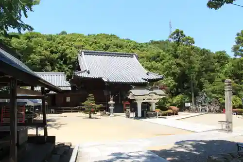 金泉寺の本殿・本堂