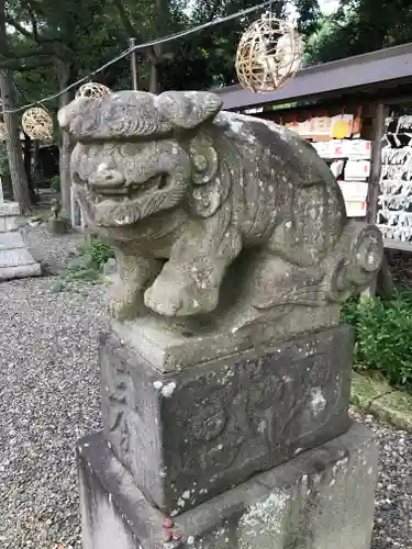 菊田神社の狛犬