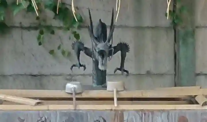 高山稲荷神社(旧鎮座地)の手水舎