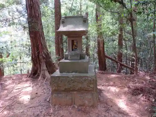 神明神社の建物その他