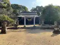 富田護国神社 (新南陽護国神社)の{uncategorized: "未分類", other: "その他", undefined: "問題あり", building: "その他建物", grave: "お墓", sacred_gate: "鳥居", guardian: "狛犬", statue: "像", buddha: "仏像", history: "歴史", nature: "自然", garden: "庭園", animal: "動物", pagoda: "塔", temizu: "手水舎", mountain_gate: "山門・神門", sanctuary: "本殿・本堂", subordinate: "末社・摂社", art: "芸術", scenery: "景色", jizo: "地蔵", ema: "絵馬", goshuin: "御朱印", omikuji: "おみくじ", items: "授与品その他", amulet: "お守り", goshuincho: "御朱印帳", eats: "食事", festival: "お祭り", votive_dance: "神楽", shichigosan: "七五三参", wedding: "結婚式", experience: "体験その他", initially: "初詣", around: "周辺", anti_infection: "感染症対策"}