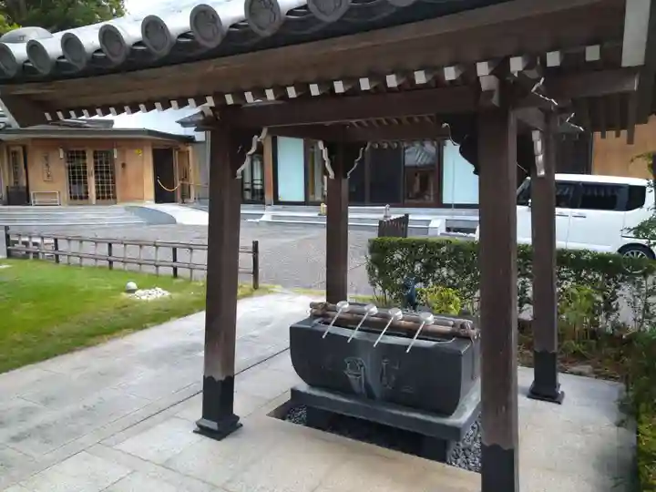 慈眼寺の手水舎