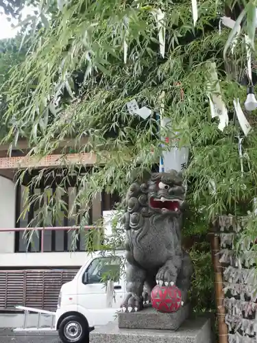 菊名神社の狛犬