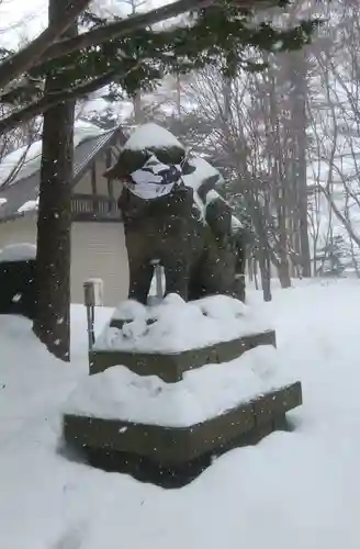 北広島市総鎮守　廣島神社の狛犬