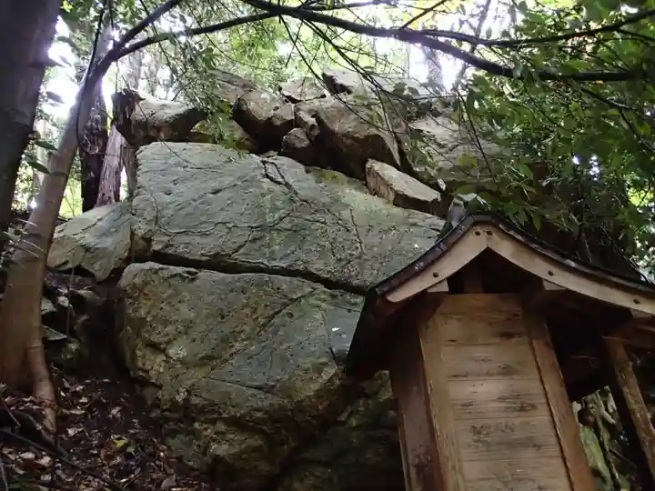 胡宮神社(敏満寺史跡)の自然