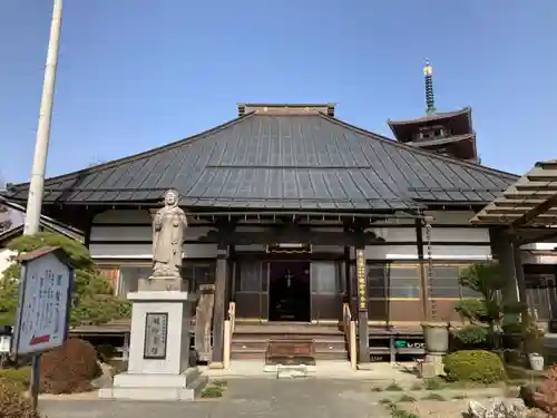 観世寺の本殿・本堂