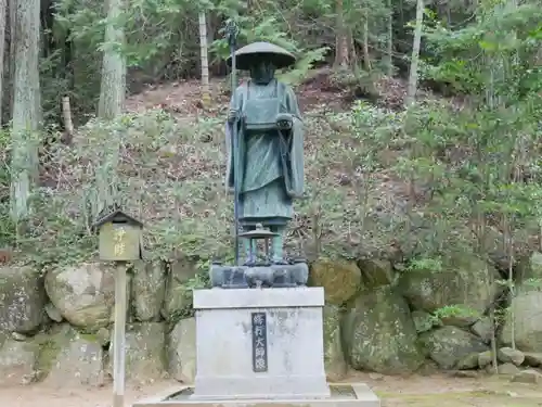 花山院菩提寺の像