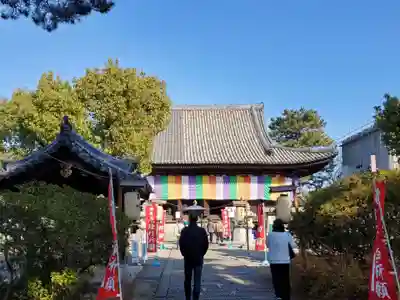 鶴林寺の本殿・本堂