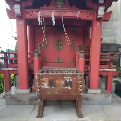 亀塚稲荷神社の本殿・本堂