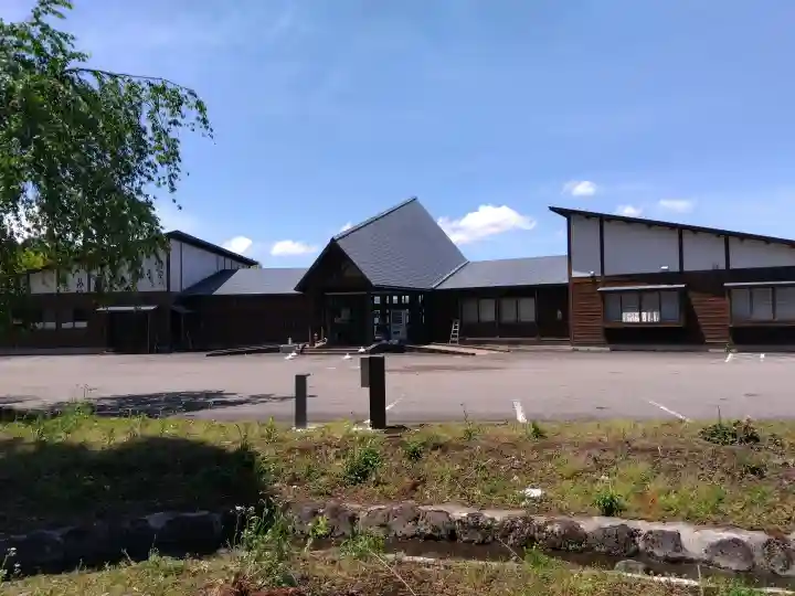 少名彦神社の{uncategorized: "未分類", other: "その他", undefined: "問題あり", building: "その他建物", grave: "お墓", sacred_gate: "鳥居", guardian: "狛犬", statue: "像", buddha: "仏像", history: "歴史", nature: "自然", garden: "庭園", animal: "動物", pagoda: "塔", temizu: "手水舎", mountain_gate: "山門・神門", sanctuary: "本殿・本堂", subordinate: "末社・摂社", art: "芸術", scenery: "景色", jizo: "地蔵", ema: "絵馬", goshuin: "御朱印", omikuji: "おみくじ", items: "授与品その他", amulet: "お守り", goshuincho: "御朱印帳", eats: "食事", festival: "お祭り", votive_dance: "神楽", shichigosan: "七五三参", wedding: "結婚式", experience: "体験その他", initially: "初詣", around: "周辺", anti_infection: "感染症対策"}