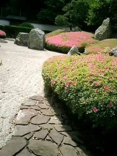 光明寺の庭園