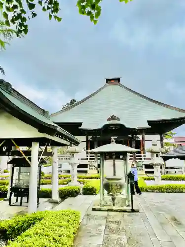 星谷寺の{uncategorized: "未分類", other: "その他", undefined: "問題あり", building: "その他建物", grave: "お墓", sacred_gate: "鳥居", guardian: "狛犬", statue: "像", buddha: "仏像", history: "歴史", nature: "自然", garden: "庭園", animal: "動物", pagoda: "塔", temizu: "手水舎", mountain_gate: "山門・神門", sanctuary: "本殿・本堂", subordinate: "末社・摂社", art: "芸術", scenery: "景色", jizo: "地蔵", ema: "絵馬", goshuin: "御朱印", omikuji: "おみくじ", items: "授与品その他", amulet: "お守り", goshuincho: "御朱印帳", eats: "食事", festival: "お祭り", votive_dance: "神楽", shichigosan: "七五三参", wedding: "結婚式", experience: "体験その他", initially: "初詣", around: "周辺", anti_infection: "感染症対策"}