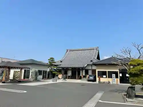 宝性寺の{uncategorized: "未分類", other: "その他", undefined: "問題あり", building: "その他建物", grave: "お墓", sacred_gate: "鳥居", guardian: "狛犬", statue: "像", buddha: "仏像", history: "歴史", nature: "自然", garden: "庭園", animal: "動物", pagoda: "塔", temizu: "手水舎", mountain_gate: "山門・神門", sanctuary: "本殿・本堂", subordinate: "末社・摂社", art: "芸術", scenery: "景色", jizo: "地蔵", ema: "絵馬", goshuin: "御朱印", omikuji: "おみくじ", items: "授与品その他", amulet: "お守り", goshuincho: "御朱印帳", eats: "食事", festival: "お祭り", votive_dance: "神楽", shichigosan: "七五三参", wedding: "結婚式", experience: "体験その他", initially: "初詣", around: "周辺", anti_infection: "感染症対策"}