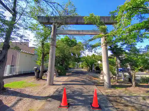 白山神社（木曽川町黒田）の鳥居