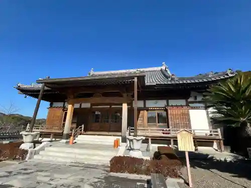 泉養寺の{uncategorized: "未分類", other: "その他", undefined: "問題あり", building: "その他建物", grave: "お墓", sacred_gate: "鳥居", guardian: "狛犬", statue: "像", buddha: "仏像", history: "歴史", nature: "自然", garden: "庭園", animal: "動物", pagoda: "塔", temizu: "手水舎", mountain_gate: "山門・神門", sanctuary: "本殿・本堂", subordinate: "末社・摂社", art: "芸術", scenery: "景色", jizo: "地蔵", ema: "絵馬", goshuin: "御朱印", omikuji: "おみくじ", items: "授与品その他", amulet: "お守り", goshuincho: "御朱印帳", eats: "食事", festival: "お祭り", votive_dance: "神楽", shichigosan: "七五三参", wedding: "結婚式", experience: "体験その他", initially: "初詣", around: "周辺", anti_infection: "感染症対策"}