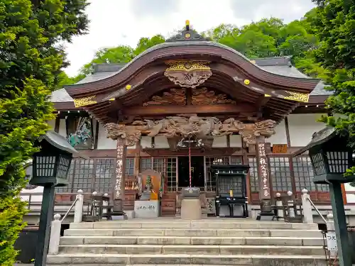 野坂寺の本殿・本堂