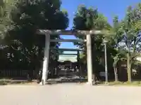 溝旗神社(肇國神社)の鳥居