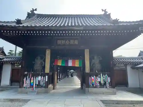 善通寺の山門・神門