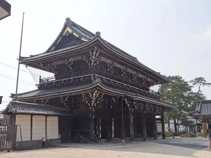 本山専修寺(三重県)