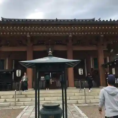 壬生寺の本殿・本堂