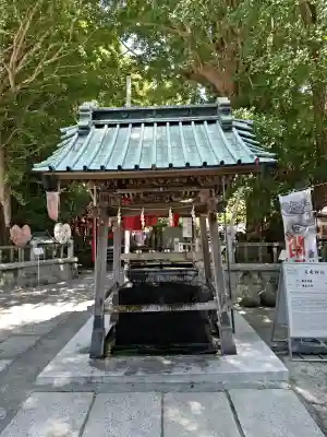 海南神社の{uncategorized: "未分類", other: "その他", undefined: "問題あり", building: "その他建物", grave: "お墓", sacred_gate: "鳥居", guardian: "狛犬", statue: "像", buddha: "仏像", history: "歴史", nature: "自然", garden: "庭園", animal: "動物", pagoda: "塔", temizu: "手水舎", mountain_gate: "山門・神門", sanctuary: "本殿・本堂", subordinate: "末社・摂社", art: "芸術", scenery: "景色", jizo: "地蔵", ema: "絵馬", goshuin: "御朱印", omikuji: "おみくじ", items: "授与品その他", amulet: "お守り", goshuincho: "御朱印帳", eats: "食事", festival: "お祭り", votive_dance: "神楽", shichigosan: "七五三参", wedding: "結婚式", experience: "体験その他", initially: "初詣", around: "周辺", anti_infection: "感染症対策"}