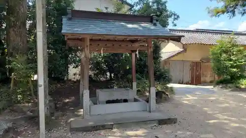 諏訪神社の手水舎