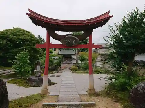 宝積寺の鳥居